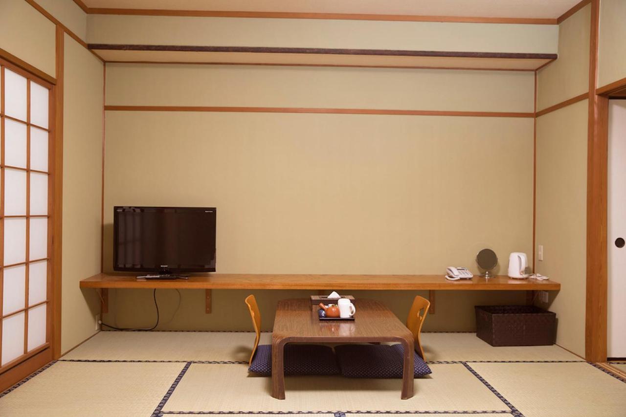 Fuji Hokin Kaikan Hotel Yamanakako Bagian luar foto