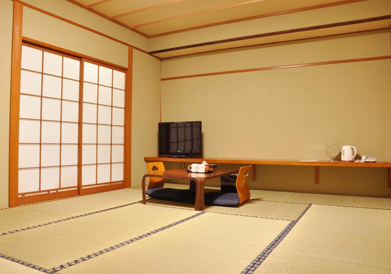 Fuji Hokin Kaikan Hotel Yamanakako Bagian luar foto