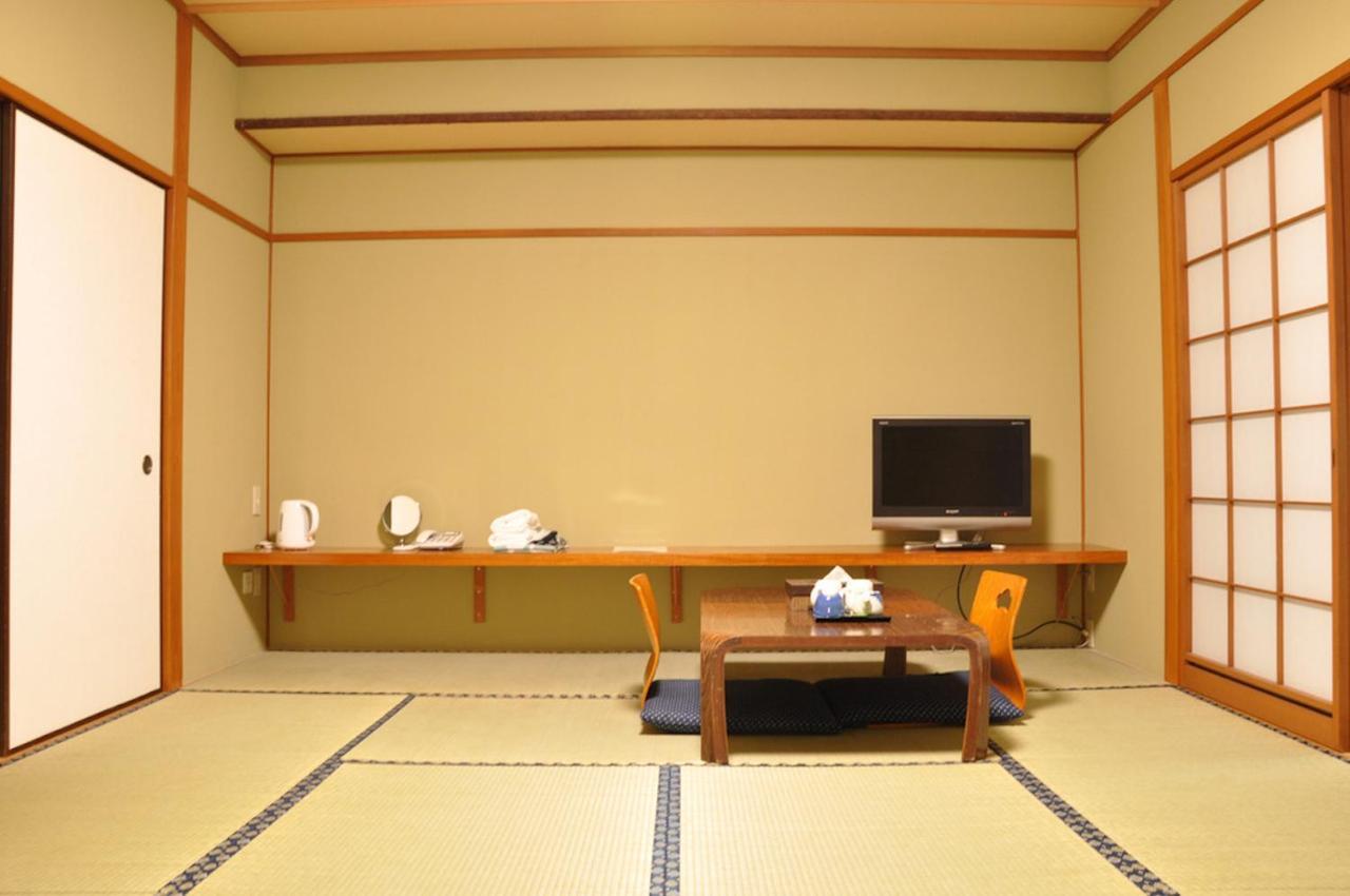Fuji Hokin Kaikan Hotel Yamanakako Bagian luar foto