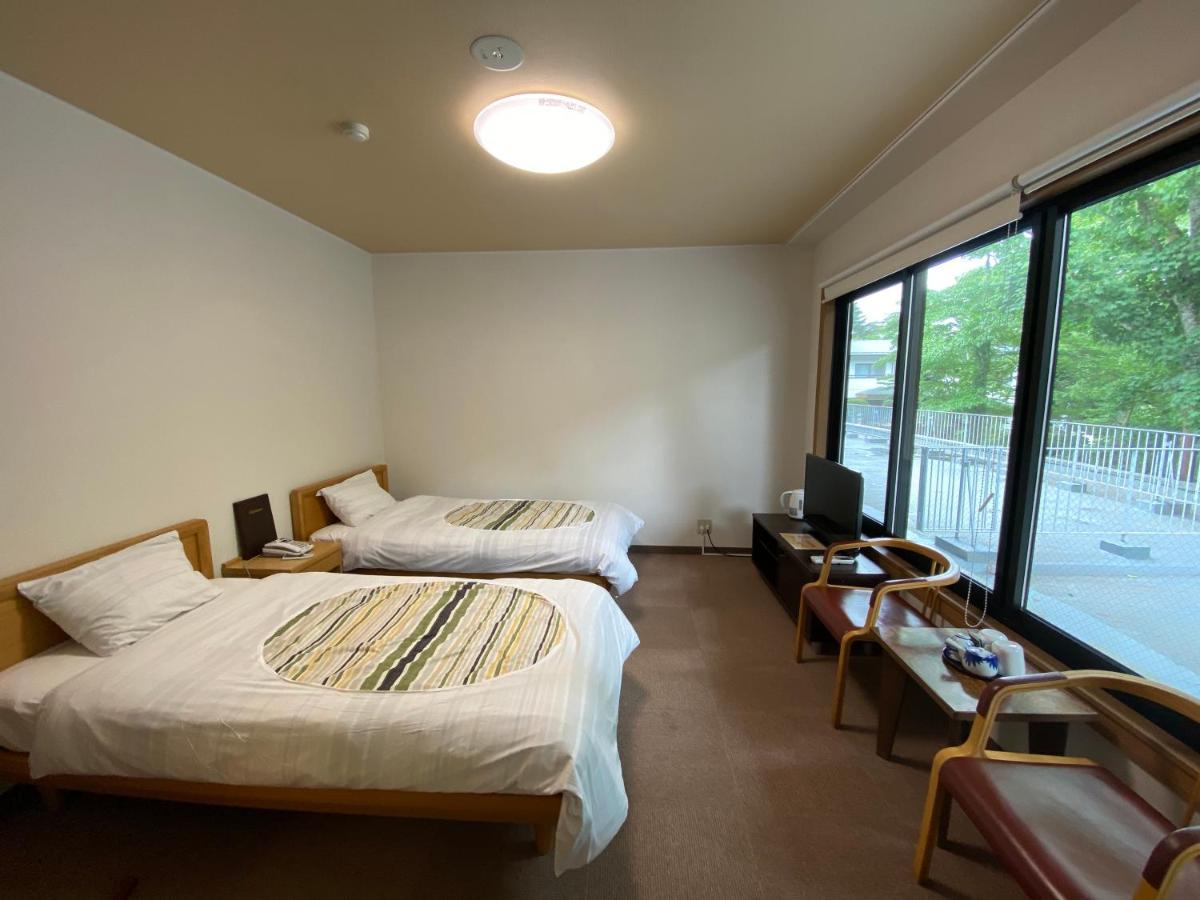 Fuji Hokin Kaikan Hotel Yamanakako Bagian luar foto